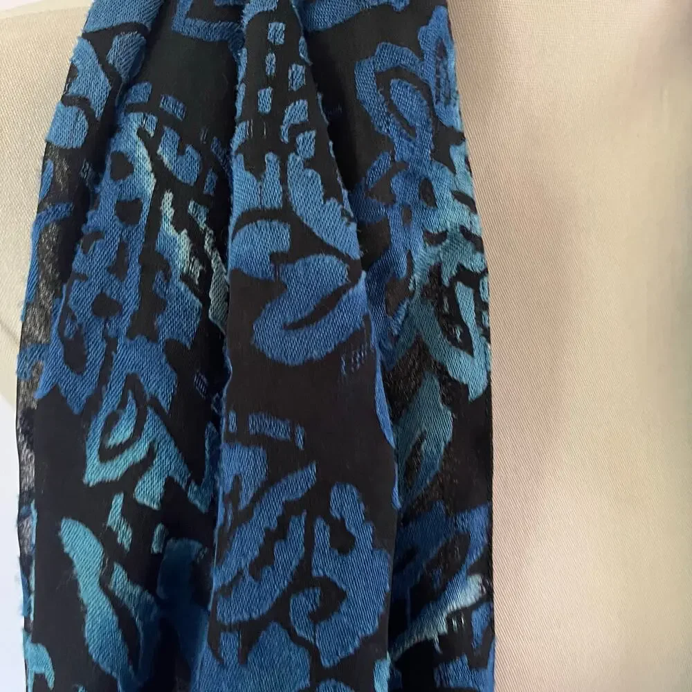 Unbranded scarf good